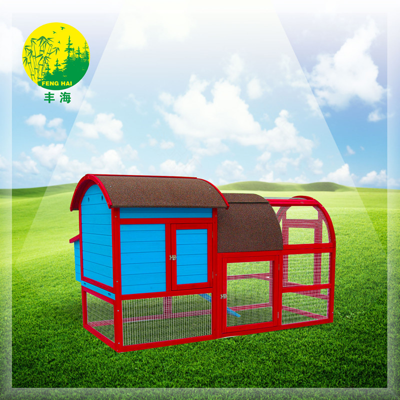 Round top wooden chicken coop